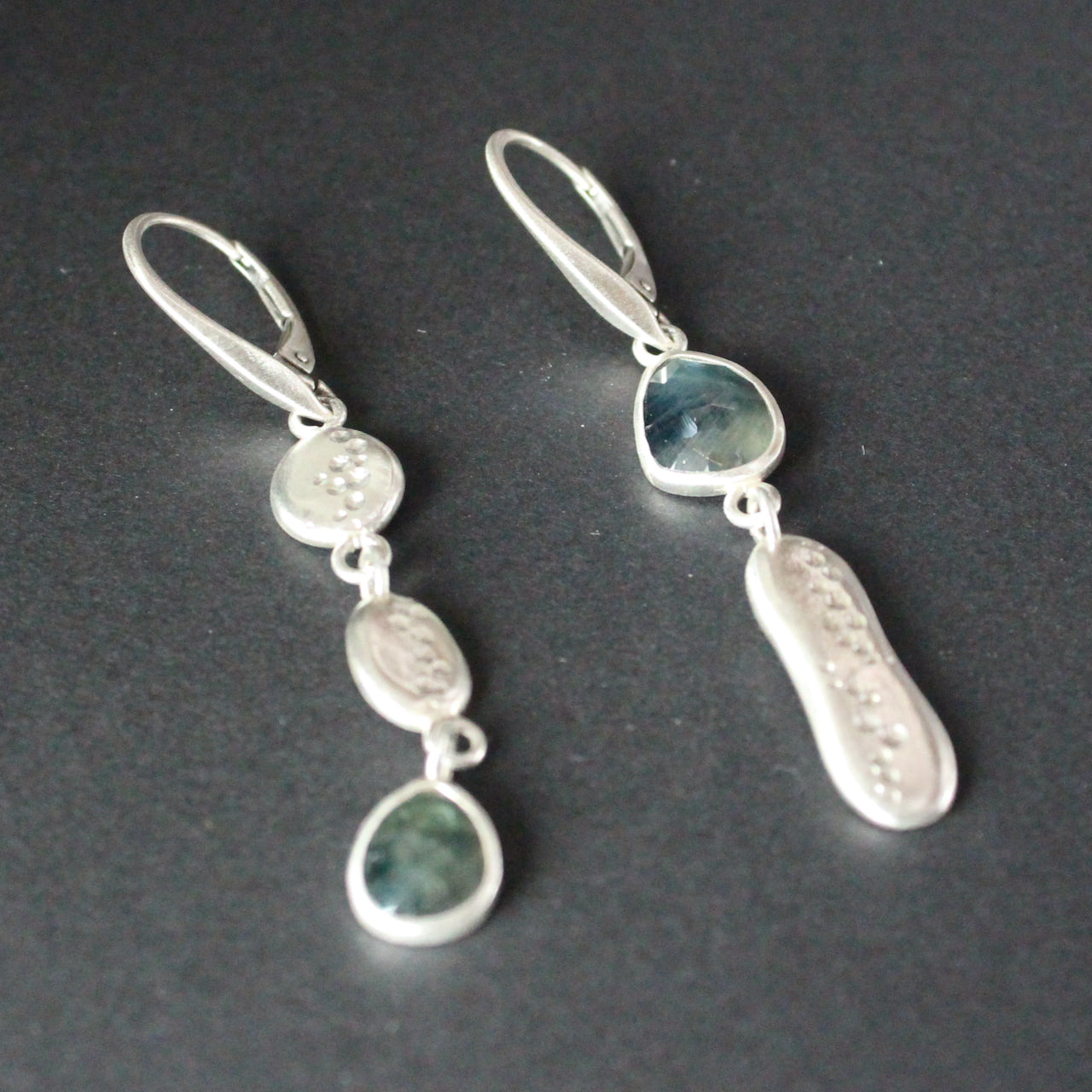 Carin Lindberg -  Teal blue sapphire earrings in sterling silver
