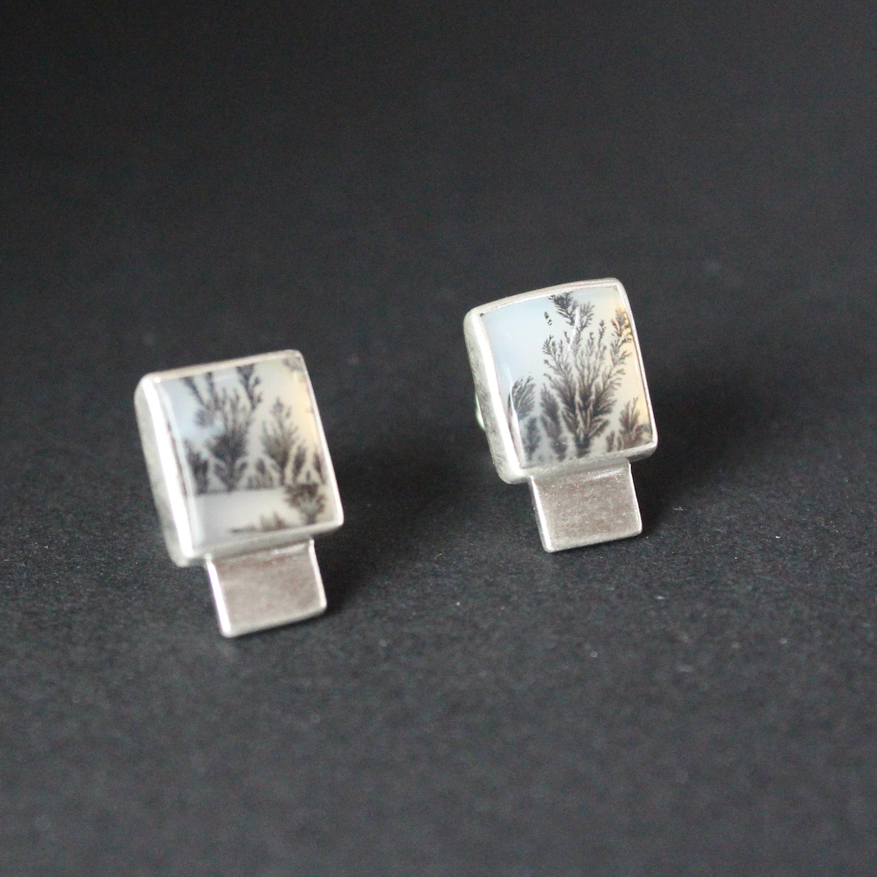 Carin Lindberg -  Dendritic Agate stud earrings in brushed silver