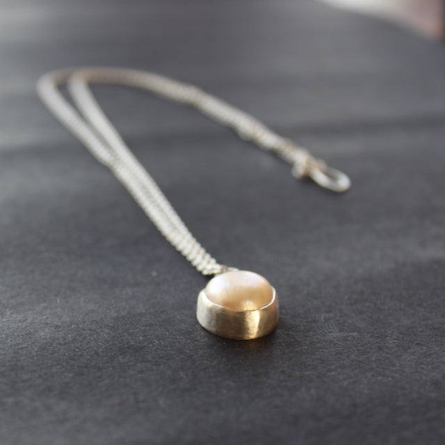 Lucy Spink - Topography silver pearl pendant