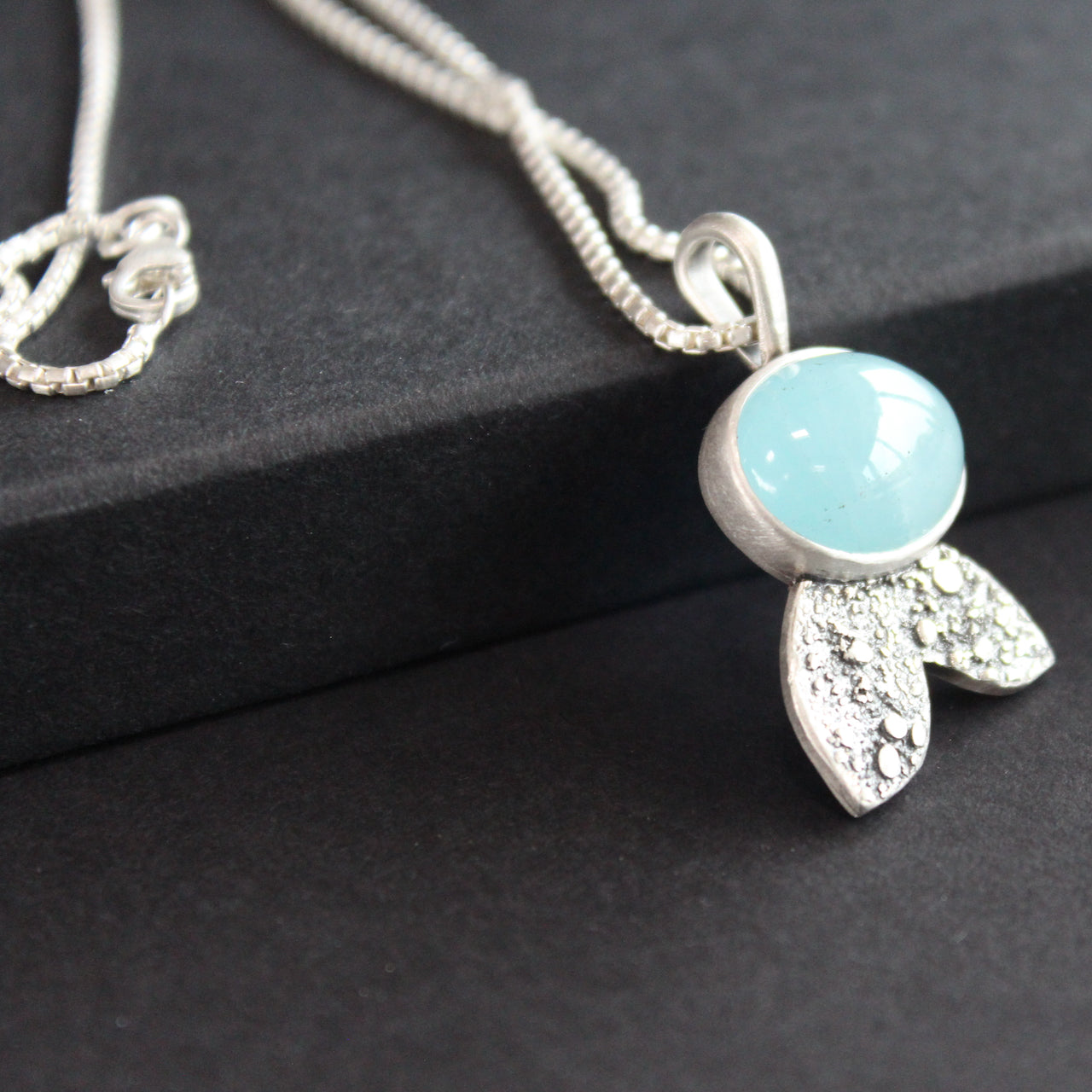 Carin Lindberg - Aquamarine and textured silver leaf pendant close up 2