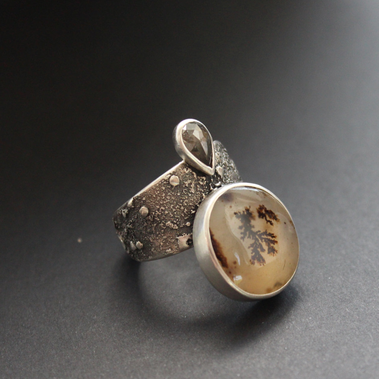 Carin Lindberg - Dendritic agate and grey rose cut diamond in textured silver