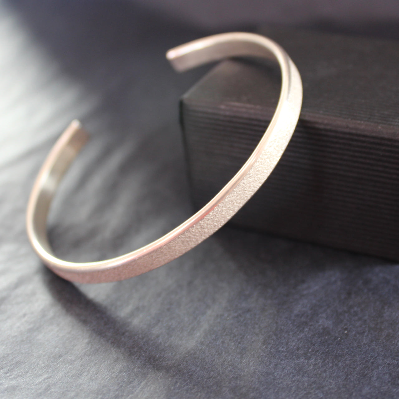 Beverly Bartlett - Bar Bangle