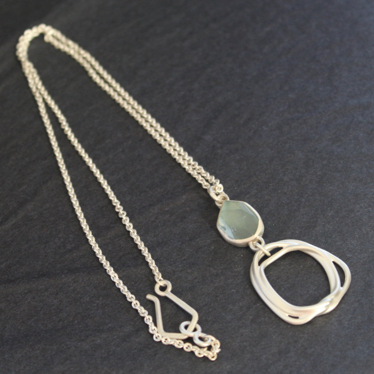 Carin Lindberg -  Moss aquamarine tangle pendant in sterling silver