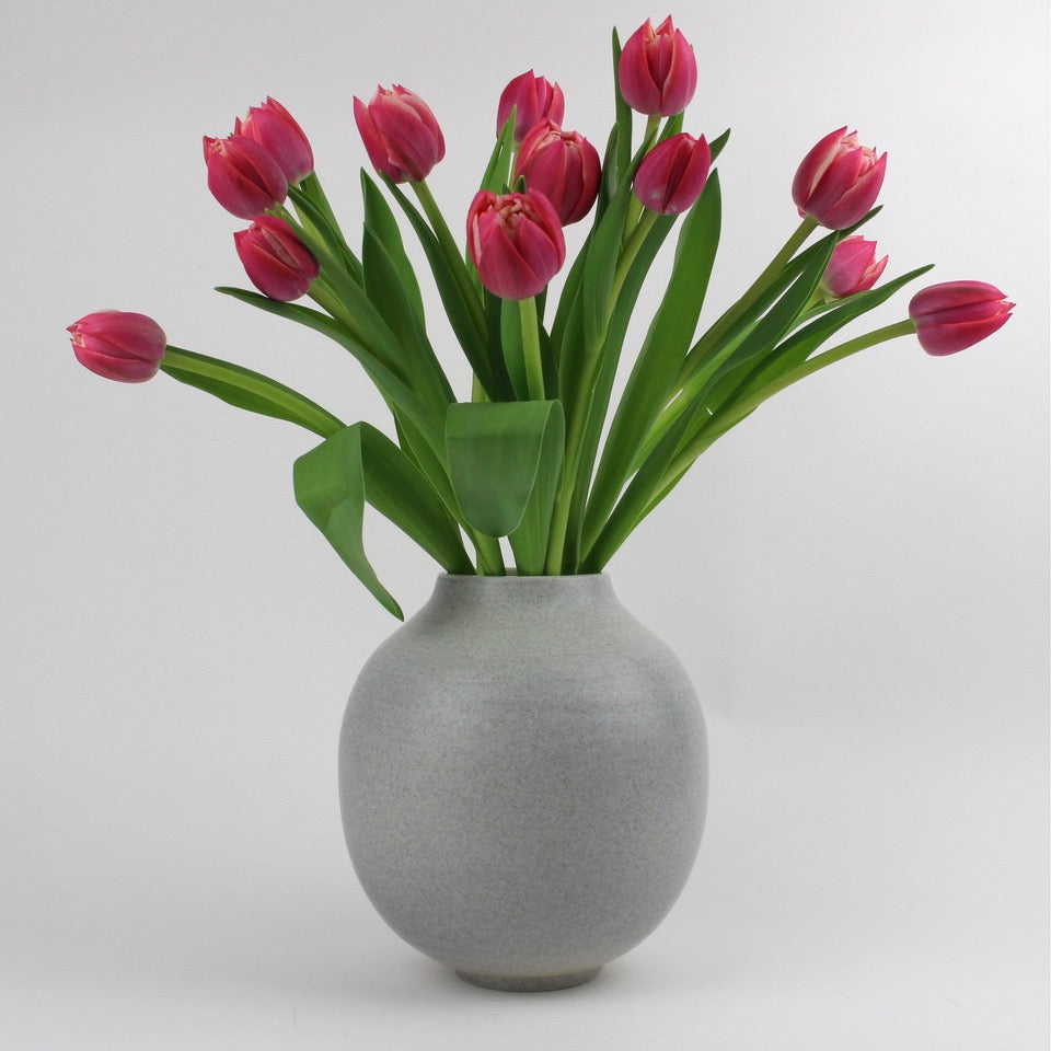 Lucy Burley - Pebble Grey 'Moon' Jar