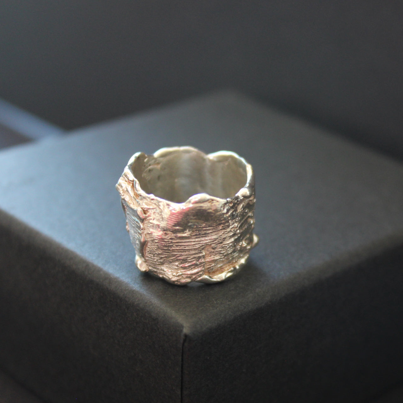 Val Muddyman - Waveform Wide Band silver ring