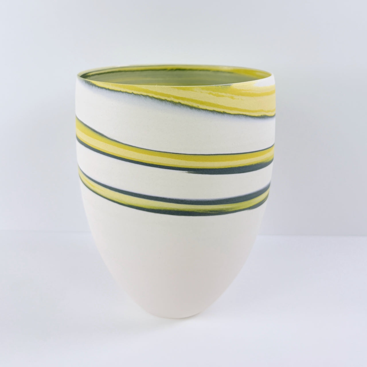 Deborah Harwood - Porcelain vessel