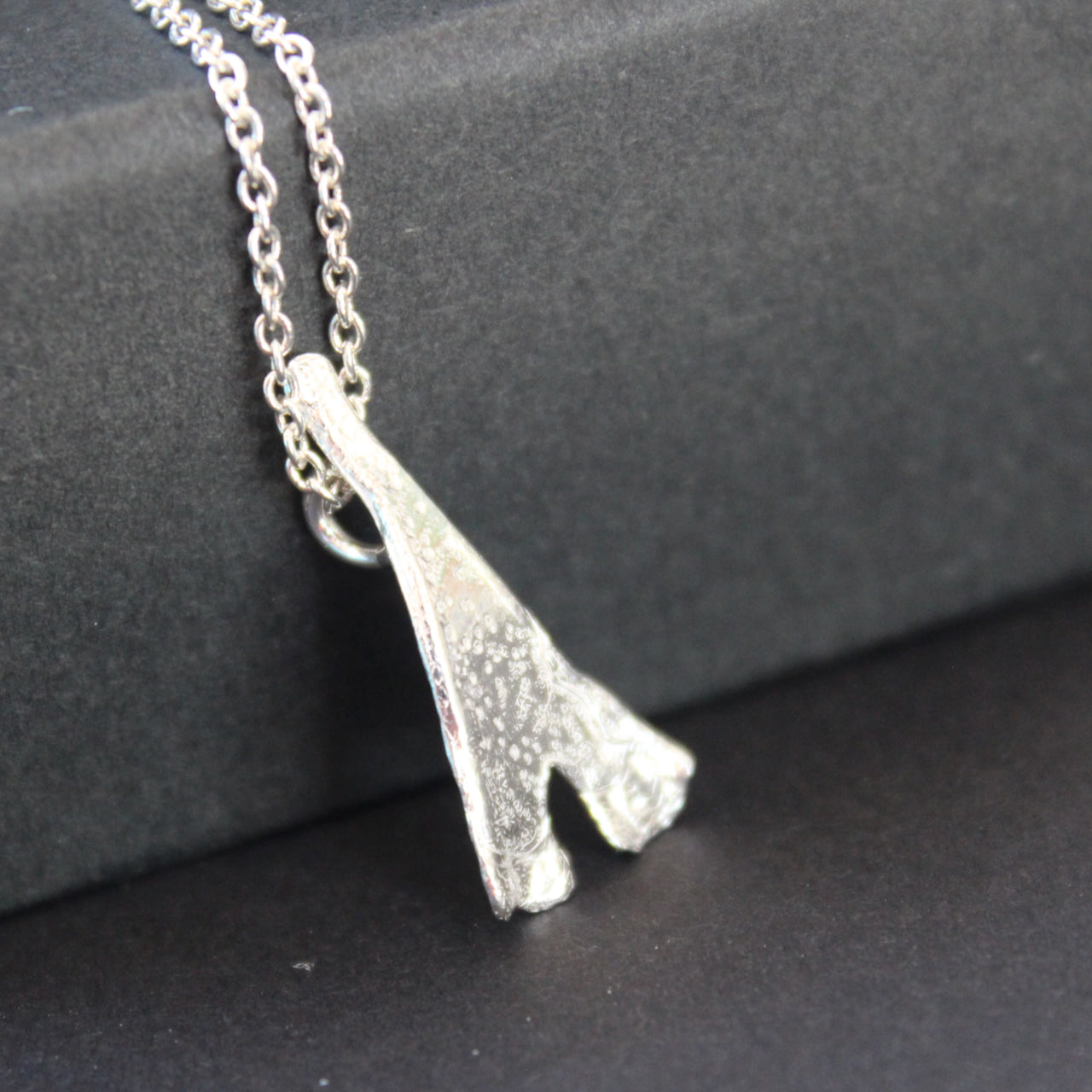 Val Muddyman - V shaped Rockpool Necklace