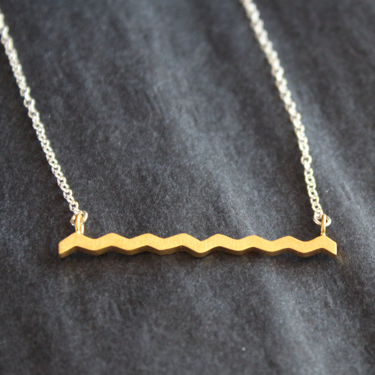 Laila Smith - Wave necklace