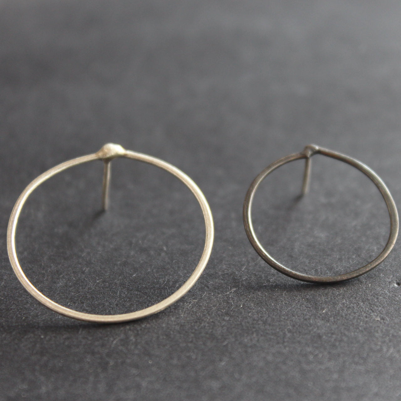 Lizzie Weir - Looking through hoops