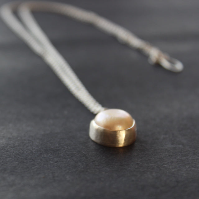 Lucy Spink - Topography silver pearl pendant