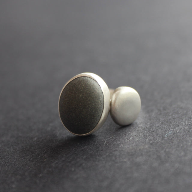 Beach pebble and silver duo ring by Carin Lindberg