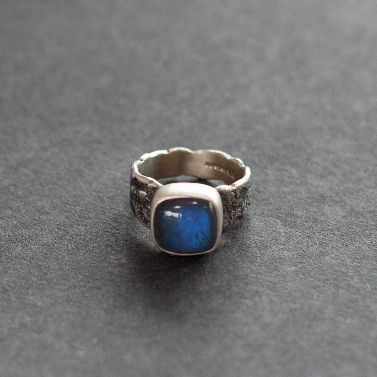 Labradorite ring in textured sterling silver by Carin Lindberg